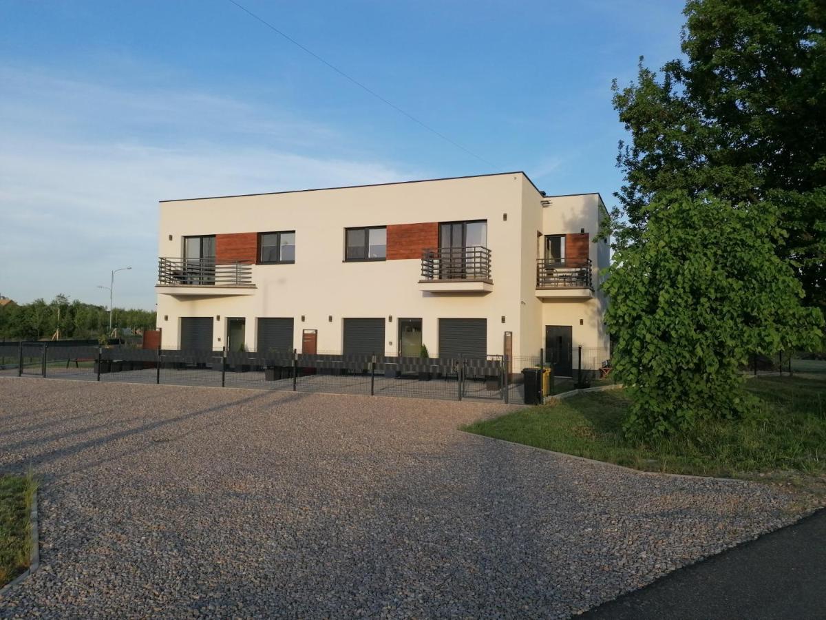 Apartamenty Na Ceglanej オシフィエンチム エクステリア 写真